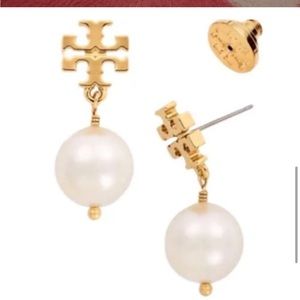 Tory Burch logo pearl drop earrings (NEW)